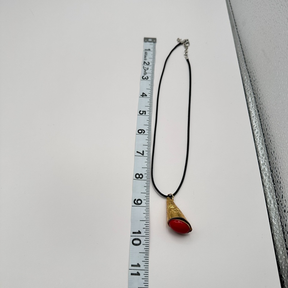 Vintage Y2K Etched Floral Red Cabochon Gold Tone Necklace Women's Jewelry - Picture 11 of 11